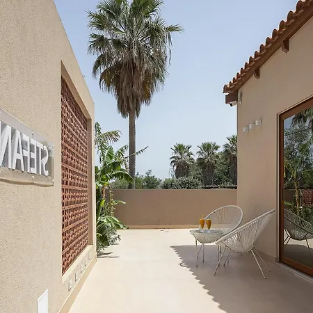 Case de vacanță La Palma Beachfront